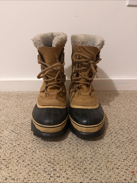 Sorel Shoes - Insulated Sorel Women's Tan and Black Winter Lace-Up Boots with Faux Fur